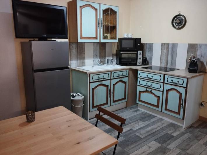 Gîte pour 4 personnes, avec terrasse à Chaon - 2