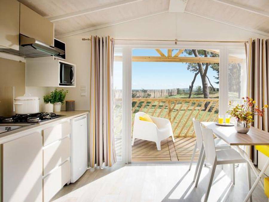 Camping Le Marqueval - Mobilhome 4 personas - Loggia 25m² + terraza - 2 habitaciones in Pourville-sur-Mer, Hautot-sur-Mer