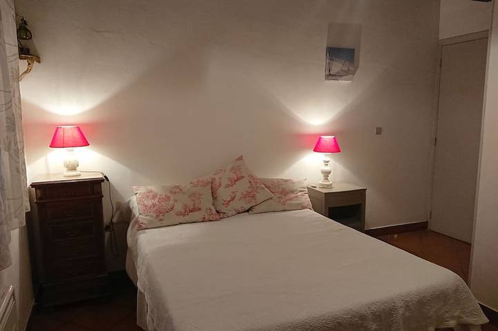 Gîte pour 4 personnes, avec jardin et terrasse à Bessan - 4