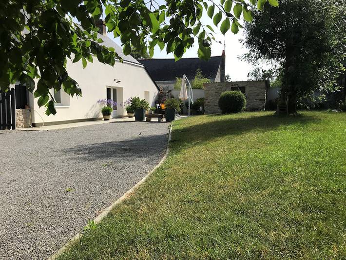 Gîte pour 11 personnes, avec terrasse et jardin, animaux acceptés