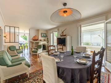 Location de vacances pour 6 personnes, avec jardin et terrasse à Bono