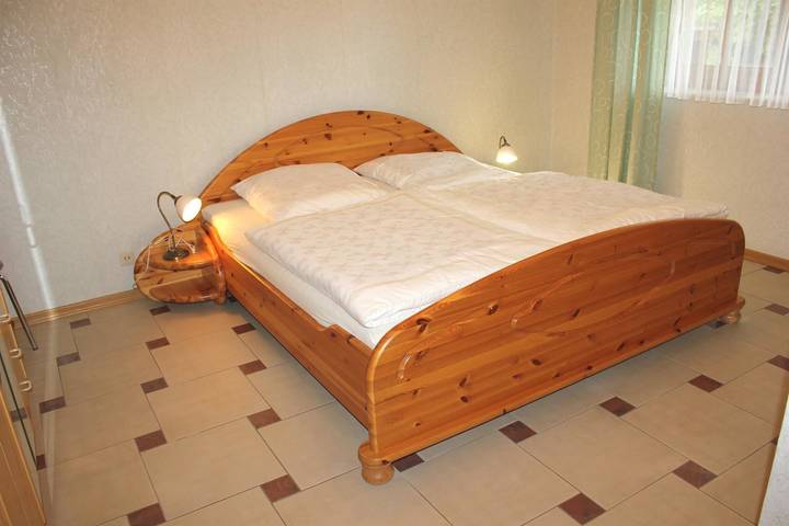Ferienwohnung für 3 Personen, mit Terrasse und Garten - 1