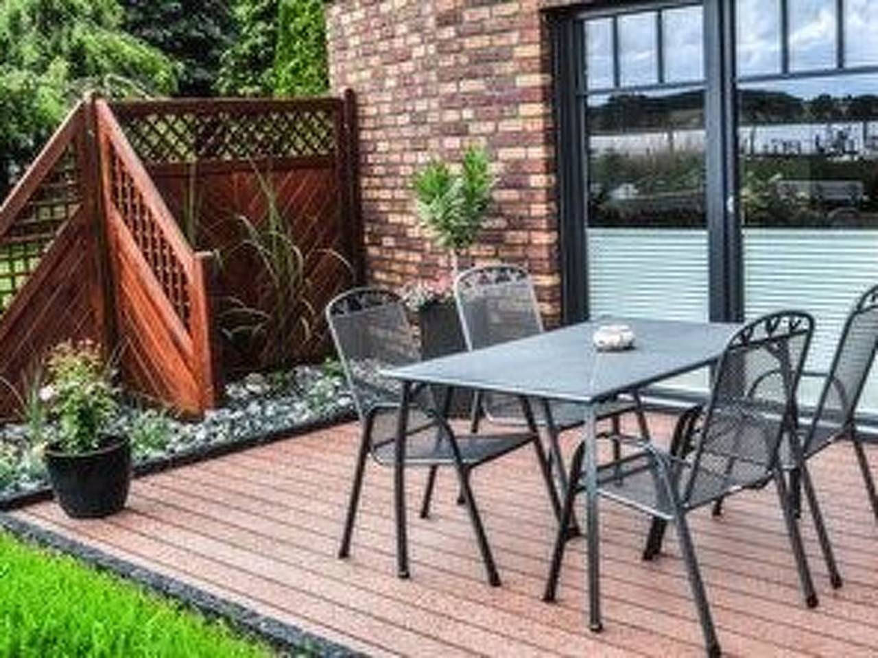 Ganze Wohnung, Ferienbungalow mit Terrasse und Seeblick in Sellin in Selliner See, Sellin