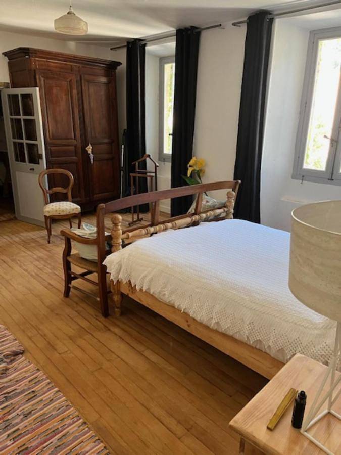 Appartement entier, Grand appartement de charme avec parking privé in Florac-Trois-Rivières, Parc national des Cévennes