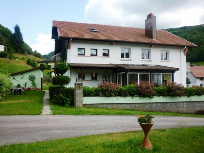 Gîte pour 4 personnes, avec Balcon ainsi que Terrasse et Jardin à La Bresse