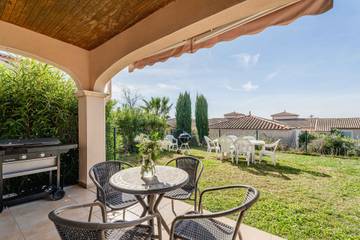 Villa pour 6 Personnes dans Homps, Canal du Midi, Photo 1