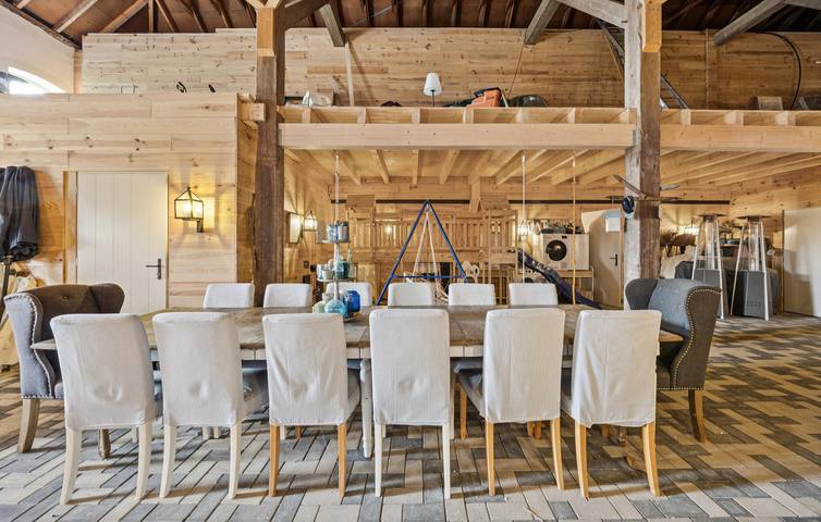 Bauernhof für 10 Personen, mit Terrasse und Pool sowie Ausblick und Garten, mit Haustier in Leer und Umgebung - 3