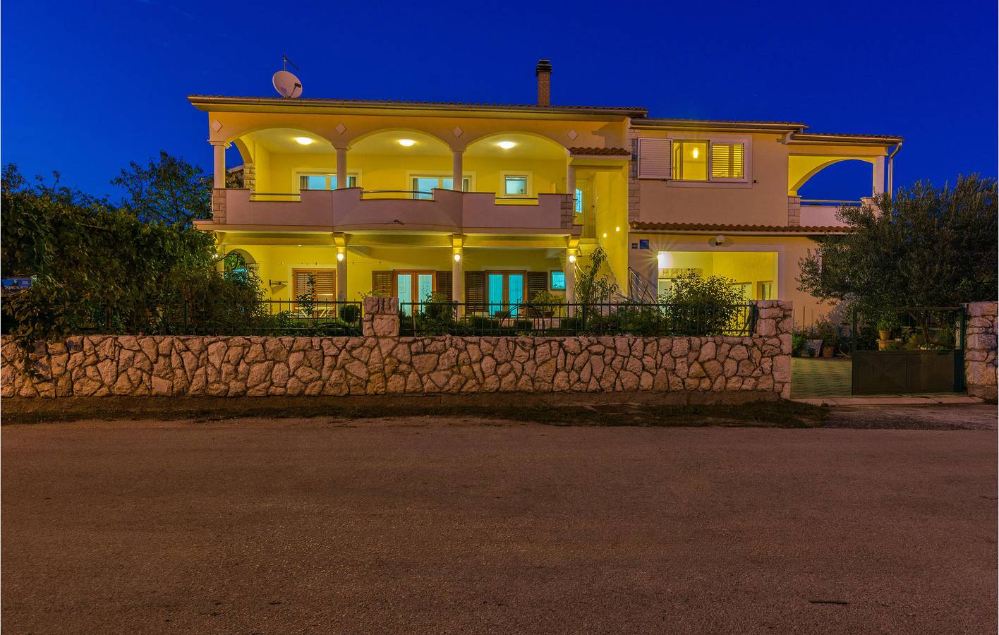 Ganze Ferienwohnung, Ferienwohnung für 4 Personen mit Seeblick in Biograd na Moru, Zadar