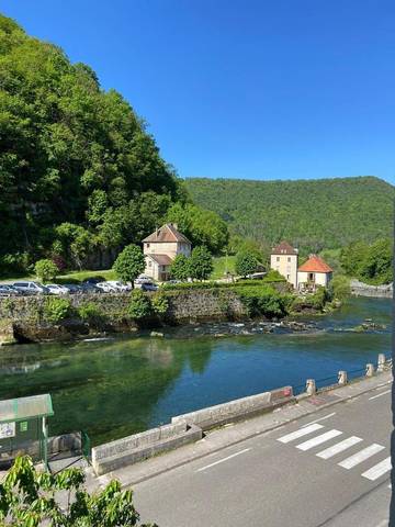 Hôtel pour 2 personnes, avec terrasse dans Lods
