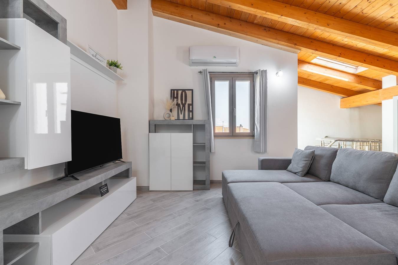Casa vacanze 'Sea View' con vista mare, Wi-Fi e aria condizionata in Portoscuso, Provincia di Carbonia-Iglesias