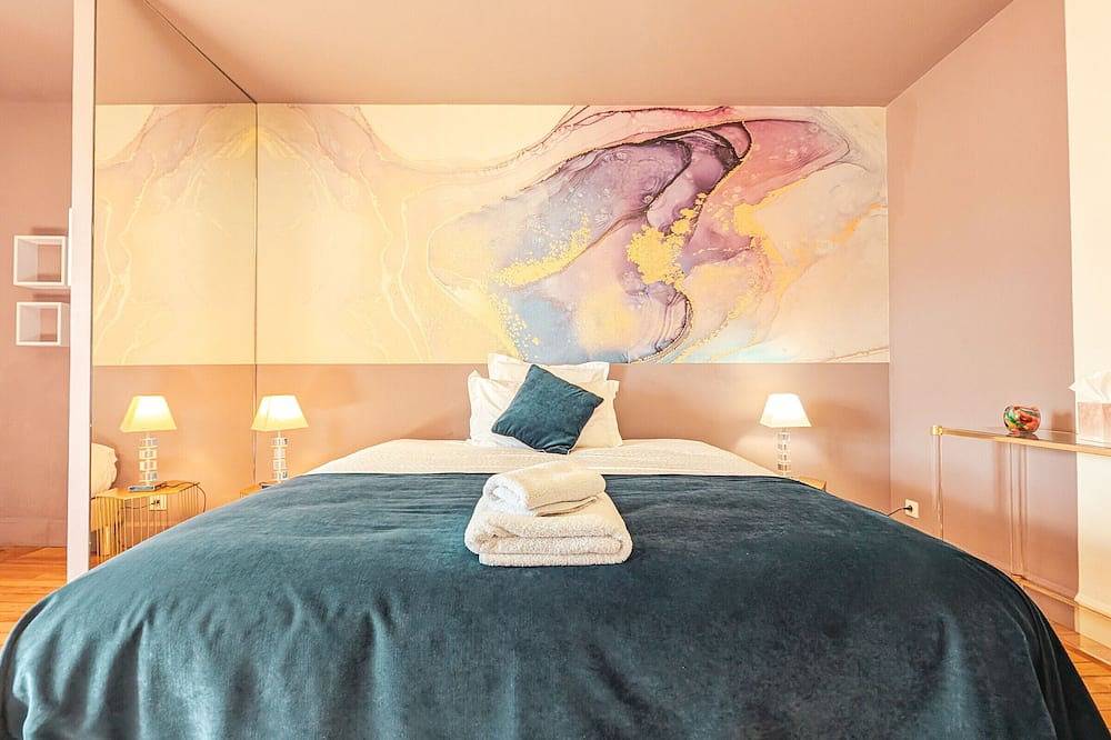 Luxuriöse Stadtvilla mit Spa, Garten und kostenlosem Parkplatz - Perfekt für Freunde & Familie in Châteauroux, Châteauroux und Umgebung