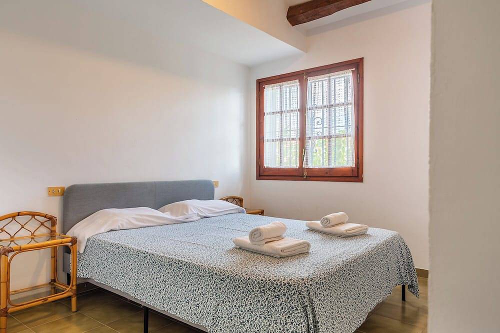 Casita Philipp mit Gemeinschaftspool in Santa Maria de Llorell, Tossa de Mar