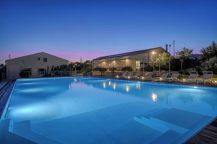 Villa per 29 persone, con idromassaggio e balcone nonché giardino - 1