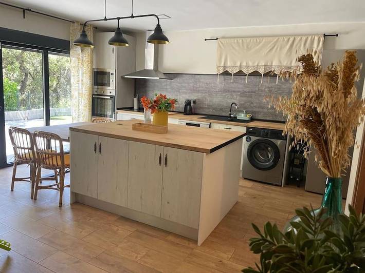 Casa de vacaciones para 6 personas, con jardín además de vistas y piscina, Se admiten mascotas en Provincia de Guadalajara - 2