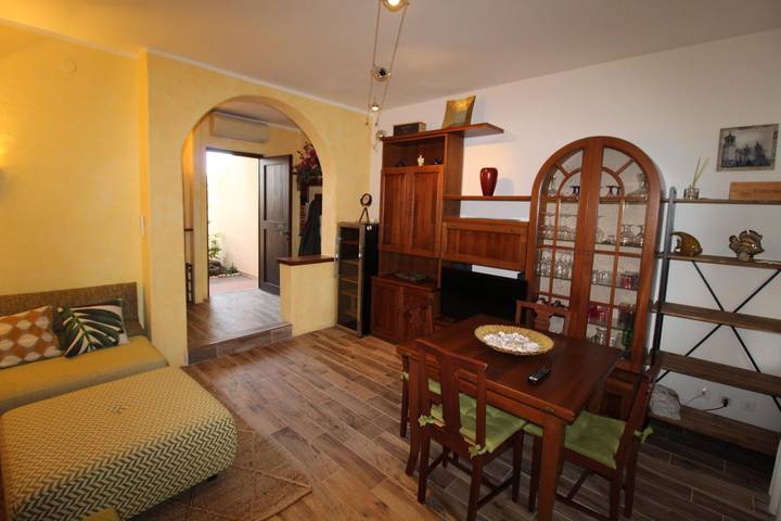 Casa vacanza per 4 persone, con giardino e piscina in Lignano Sabbiadoro