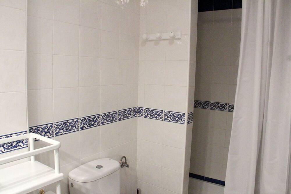 Ganze Wohnung, 2 Bed 2 Bath Beautiful Apt Next to Villamartin Plaza in Brisas y Golf, Orihuela
