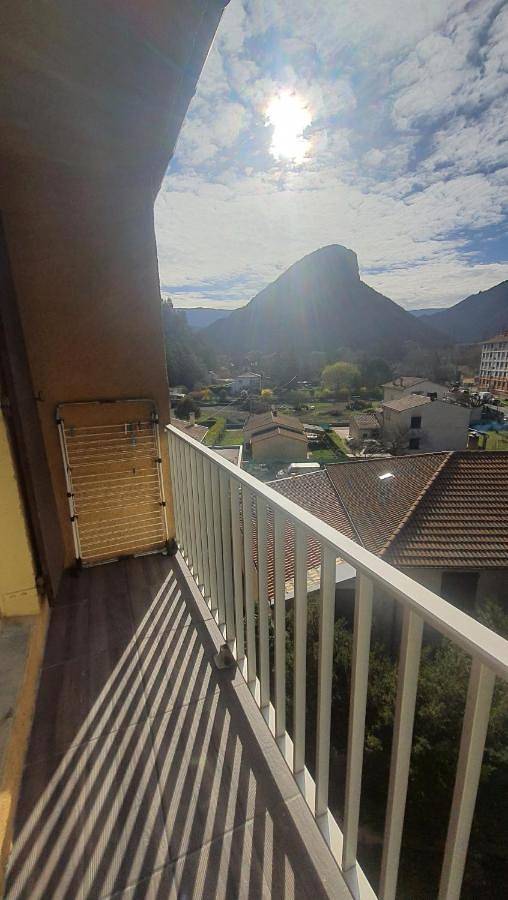 Gîte pour 2 personnes, avec balcon et vue dans Thermes de Digne les Bains - 3