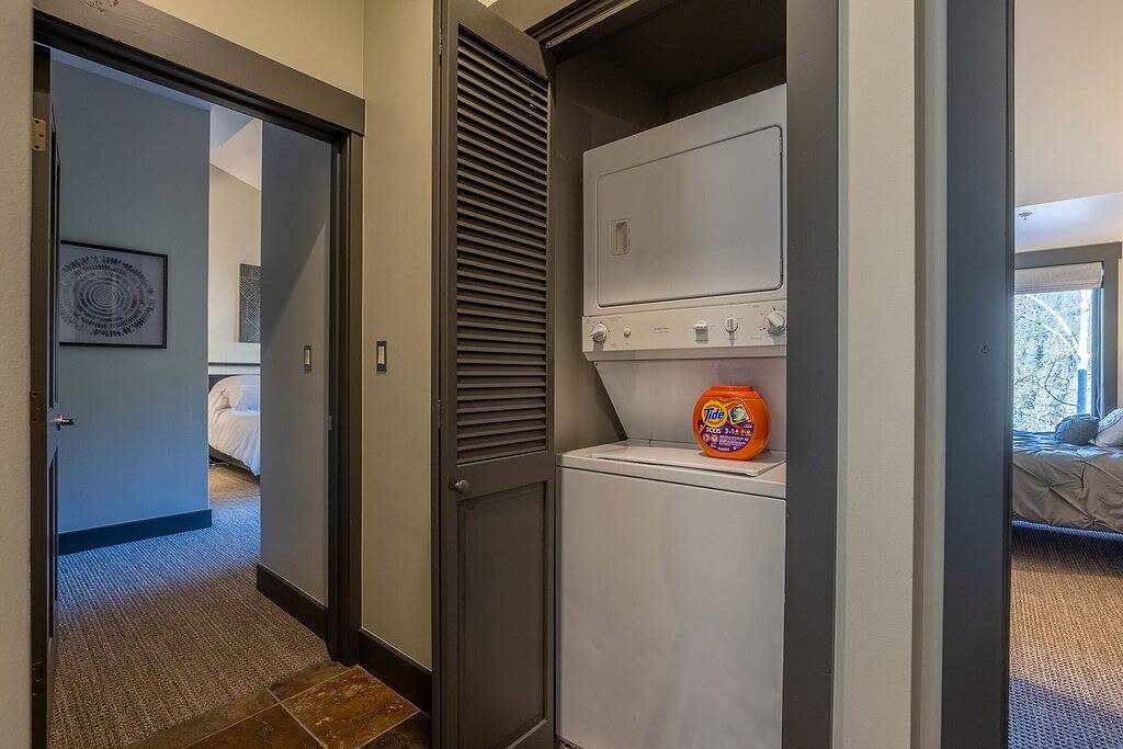 Ganze Wohnung, 4-bedroom condo at River Run - Rates reduced for fall festival season! in Arapahoe Basin