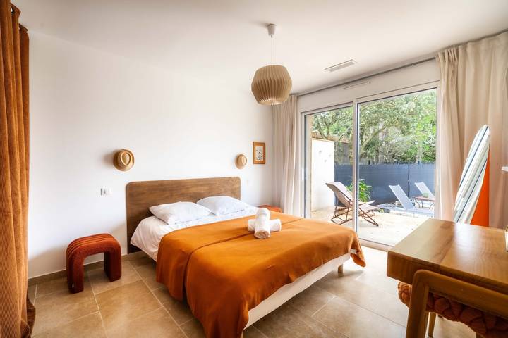 Ferienhaus für 6 Personen mit Terrasse in Vers-Pont-du-Gard, Nimes und Umgebung