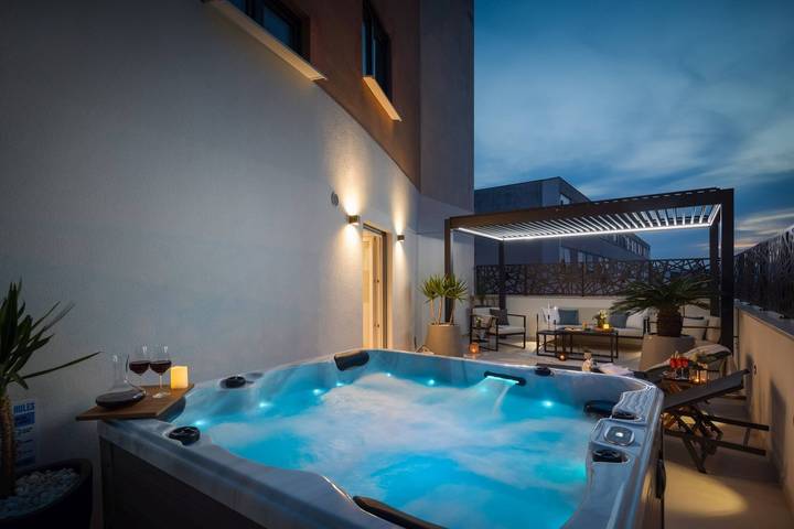Appartamento vacanze per 6 persone, con giardino e idromassaggio nonché sauna - 1