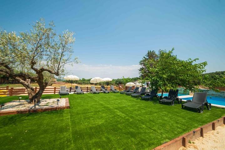 Chalet para 2 personas, con jardín además de jacuzzi y piscina en Provincia de Ávila - 3