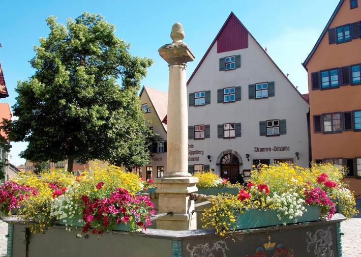 Gästehaus für 2 Personen, mit Terrasse und Ausblick