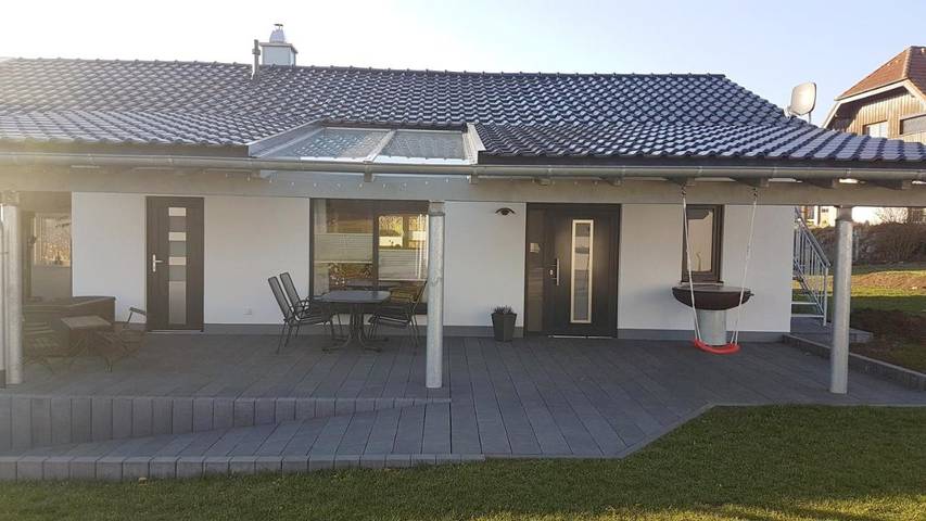 Ferienwohnung für 8 Personen, mit Terrasse und Garten sowie Ausblick in Korbach - 2