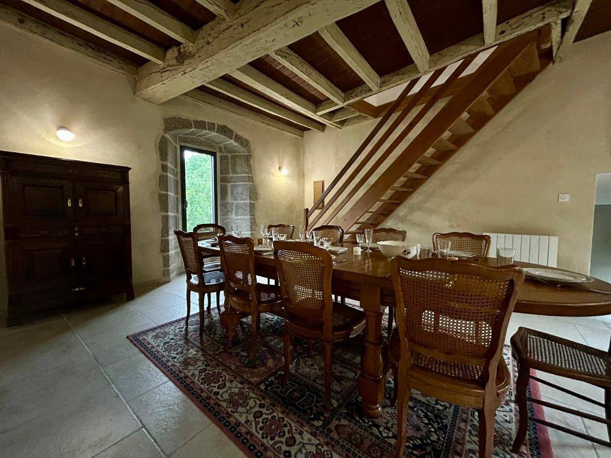 Château de Chausserais - 5 chambres, 4 salles d'eau - à 55 minutes du Puy-du-Fo u in Chiché (Deux-Sèvres), Deux-Sèvres