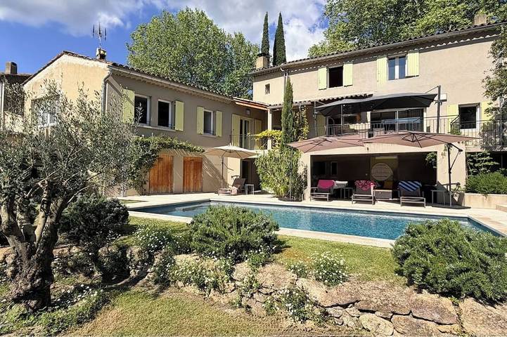 Villa pour 4 personnes, avec Balcon et Jardin à Lourmarin
