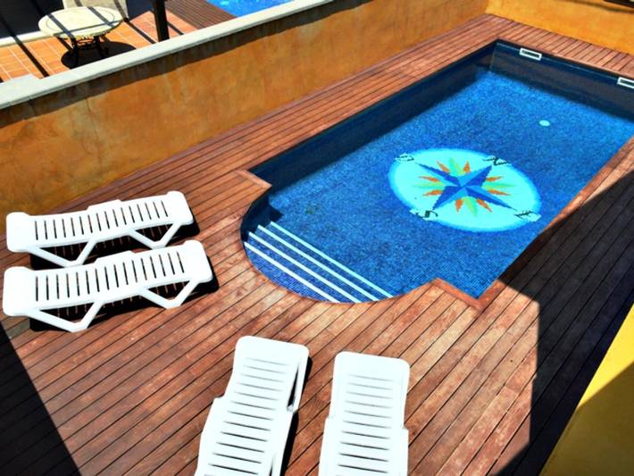 Ferienhaus für 8 Personen, mit Pool und Garten sowie Balkon - 1
