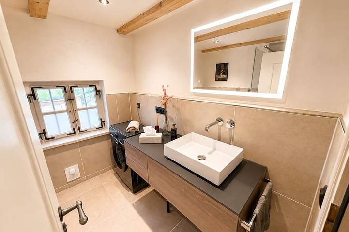 Ganze Wohnung, Ferienwohnung Auszeit mit Terrasse in Rott am Inn, Landkreis Rosenheim