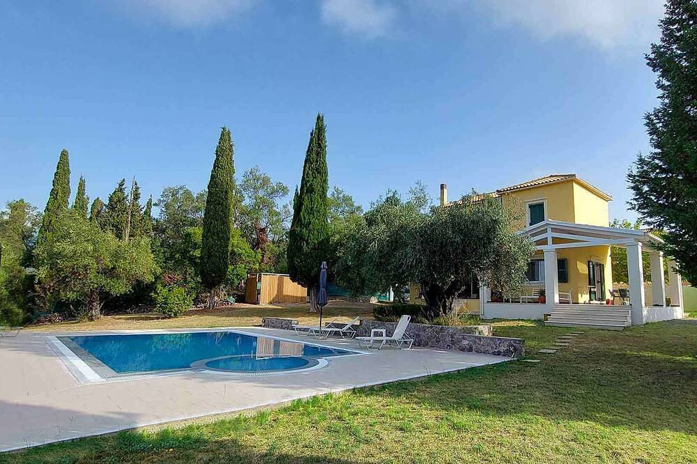 Casa vacanza a Corfù a partire da 320€ a notte
