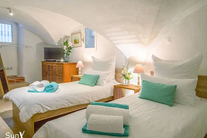Charmante maison au coeur de la vieille ville d’Antibes avec parking in Antibes, Côte méditerranéenne (France)