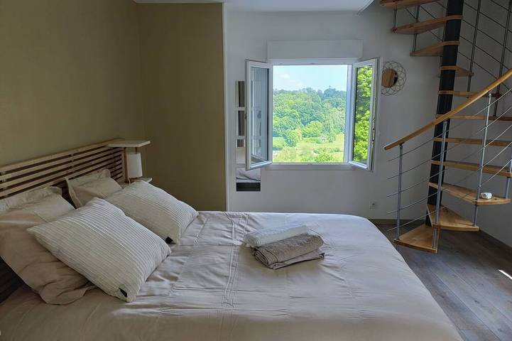 Location de vacances pour 6 personnes, avec jacuzzi ainsi que terrasse et jardin à Quetteville - 4