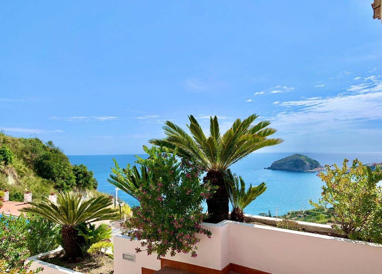 Casa Siciliano in Lido di Maronti, Barano d'Ischia