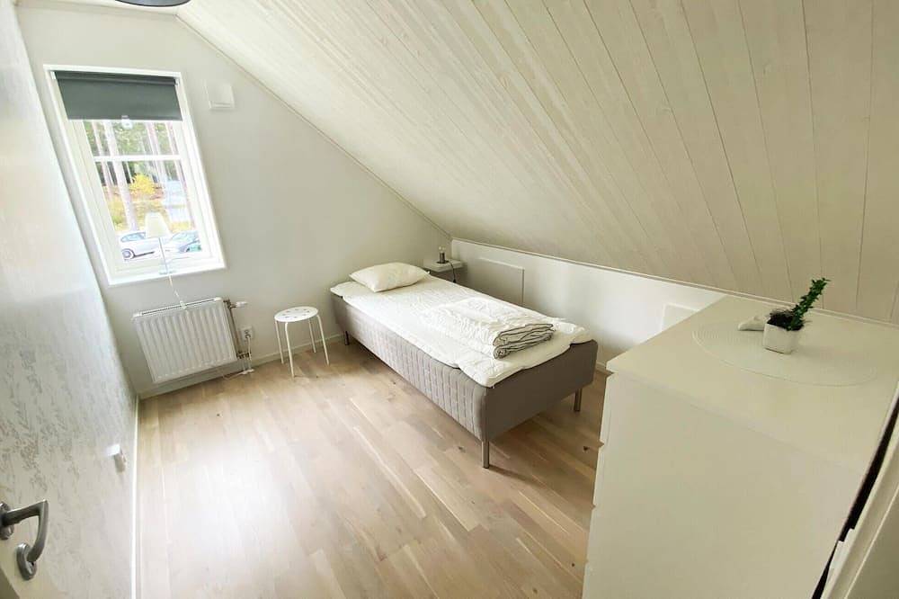 Splendida casa con 4 camere da letto a. in Starkeryd, Linnesjon