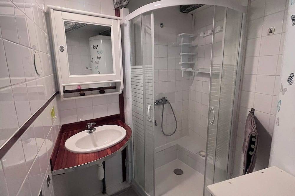 Appartement entier, Appartement dans village aux portes du Mercantour in Beuil, Région de Nice