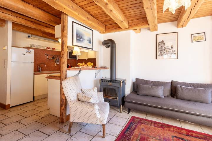 Ganze Wohnung, Appartement 'L'Alpazen' mit Bergblick, Balkon und Wlan in Saint-Véran, Queyras