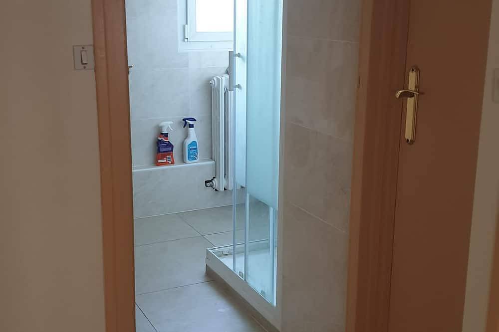 Apartamento entero, Pleasant F3 apartment 300m from Rer B in Antony, 20mn from Orly, Paris and Versailles in Antony, Altos del Sena
