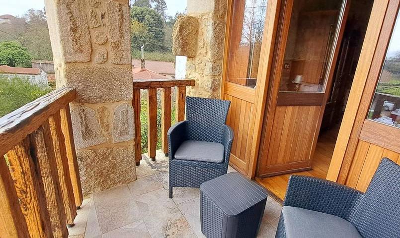Casa rural para 2 personas, con jardín además de jacuzzi y balcón en Provincia de La Coruña - 2