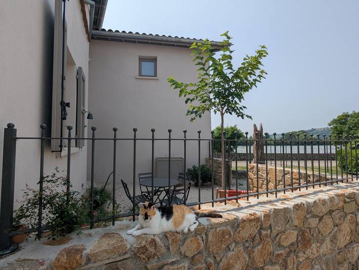 Gîte pour 2 personnes, avec jardin à Condrieu - 3