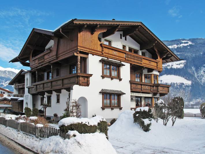 Vakantieappartement voor 10 personen, met balkon en tuin in Aschau im Zillertal