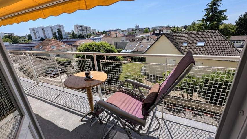 Gîte pour 4 personnes, avec Balcon ainsi que Terrasse et Vue à Saint-André-les-Vergers