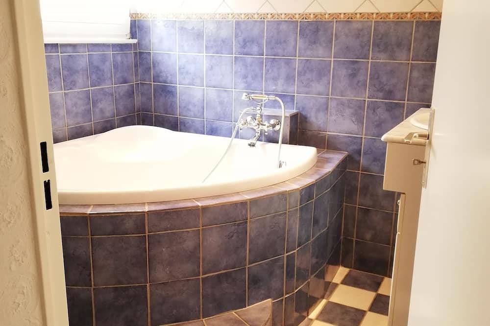 Appartement entier, Appartement duplez en Rez de Jardin avec terrasse plein Sud in Ensisheim, Région de Guebwiller