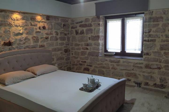 Gîte pour 6 personnes, avec jardin, animaux acceptés à Arta - 2