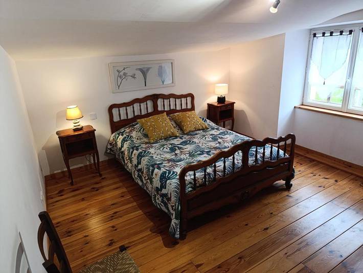 Location de vacances pour 6 personnes, avec piscine ainsi que jardin et jacuzzi, adapté aux familles à Le Boupère - 2