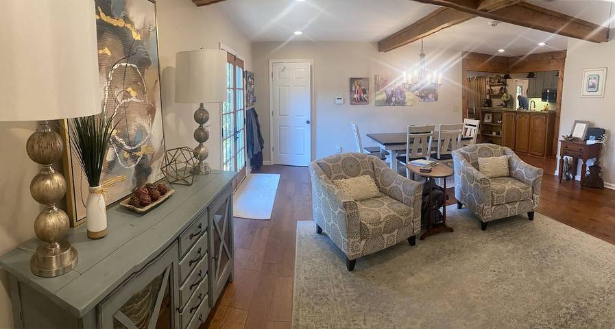 Vacation house for 10 people, with yard in Mississippi