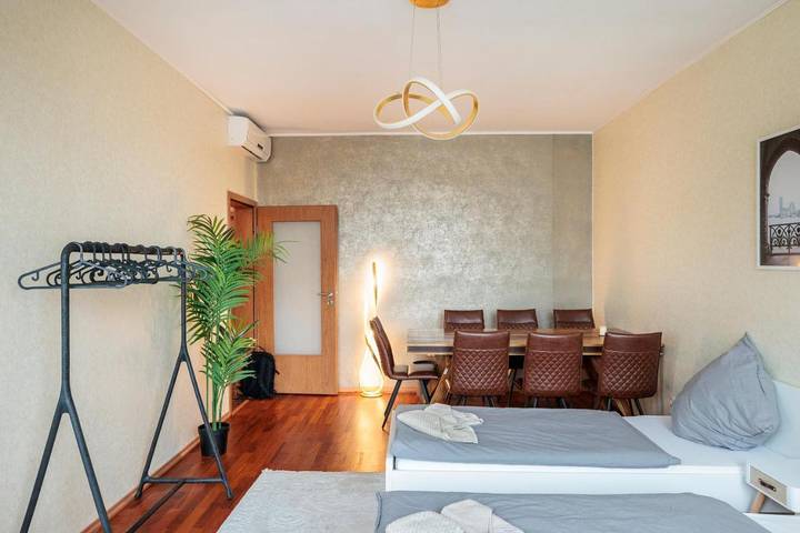 Ferienwohnung für 7 Personen, mit Ausblick und Balkon in Herrenhäuser Gärten