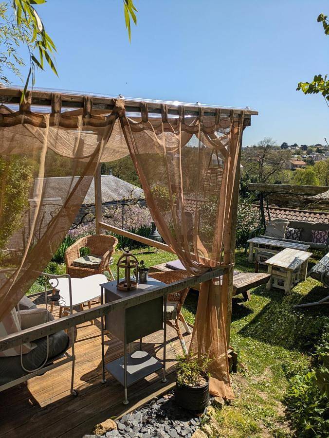 Location de vacances pour 2 personnes, avec jardin et terrasse à Thouars - 4