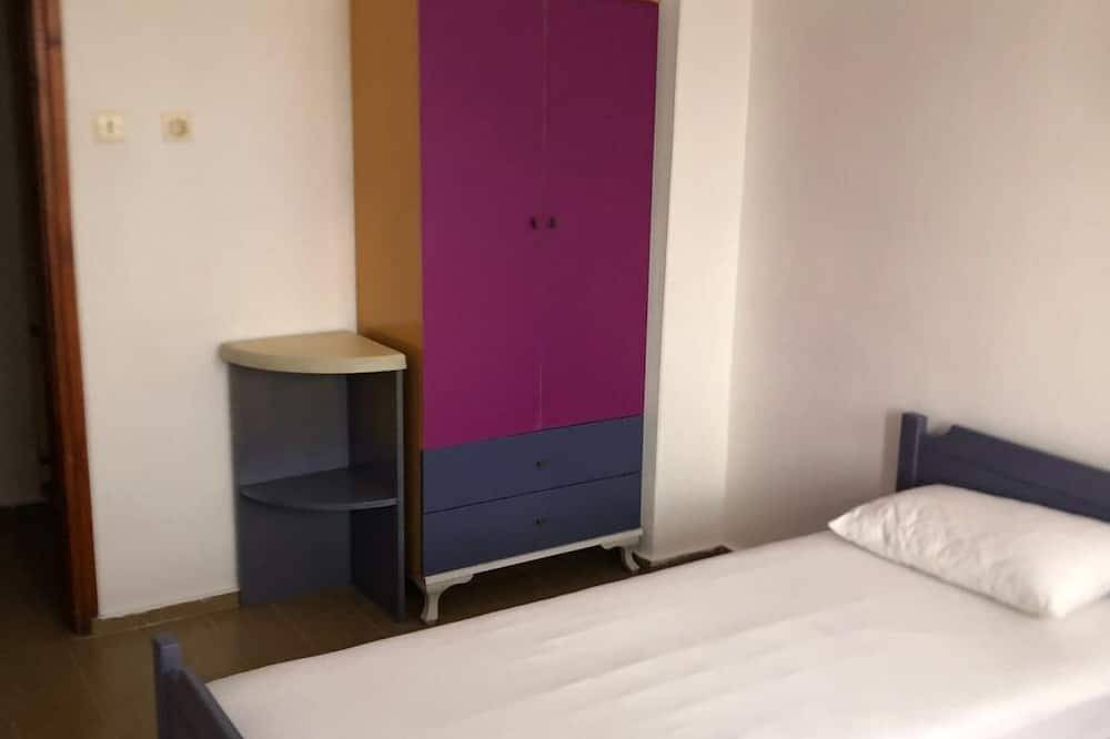 Cosy and relaxing villa in a big mandarin garden in Izmir, Provinz Izmir